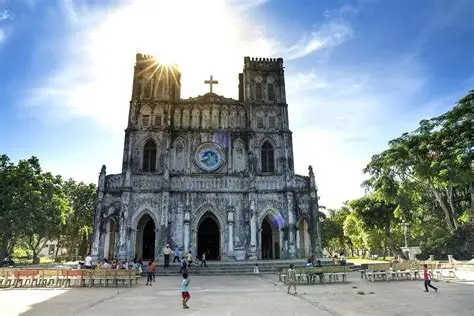 NHÀ THỜ MẰNG LĂNG