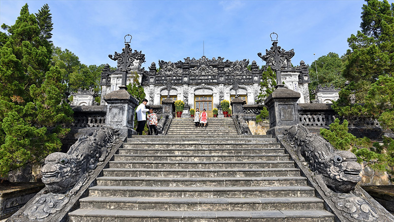  Lăng Khải Định