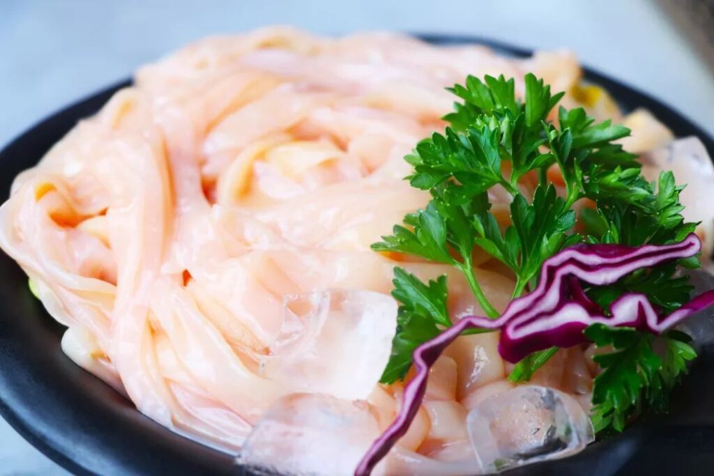 Đĩa ruột vịt tươi tẩm đá, một món đặc sản Tứ Xuyên phải thử khi đi ăn lẩu Trùng Khánh ẩm thực Tứ Xuyên đúng điệu.