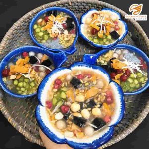 Ăn gì ở Hội An - Chè Hội An nhiều màu sắc mát lạnh